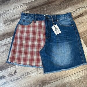 NWT Easel Denim Skirt with Contrast Stitching
